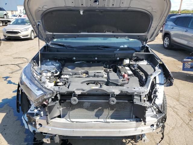 2T3H1RFV1RC271411 - 2024 TOYOTA RAV4 LE Gümüş foto 11