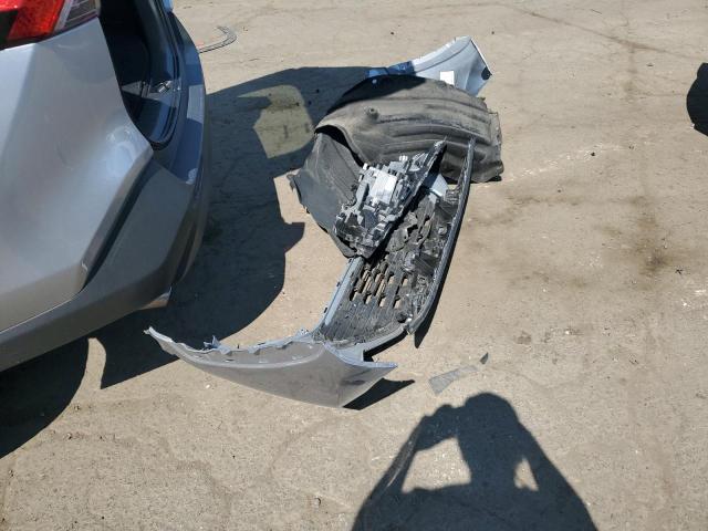 2T3H1RFV1RC271411 - 2024 TOYOTA RAV4 LE Gümüş foto 12