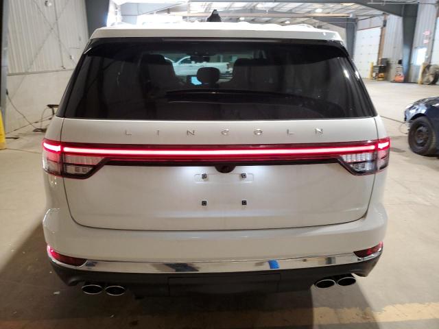5LM5J7XC6SGL03136 - 2025 LINCOLN AVIATOR RESERVE Weiß Foto 6