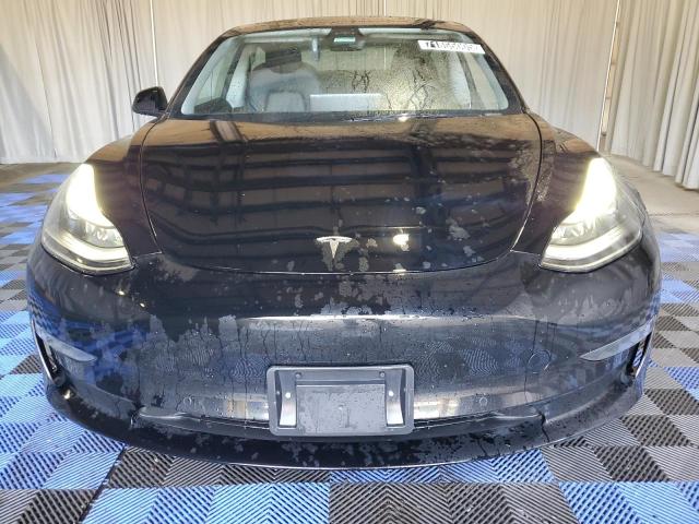 5YJ3E1EA7NF368769 - 2022 TESLA MODEL 3 BLACK photo 5