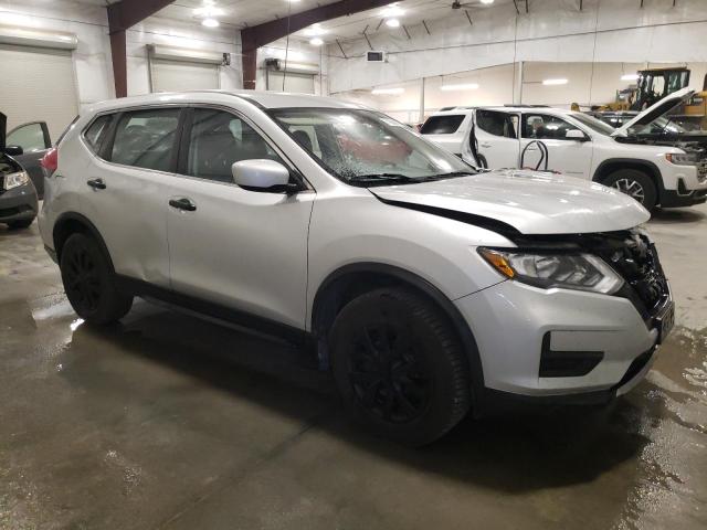 KNMAT2MV9JP509980 - 2018 NISSAN ROGUE S SILVER photo 4