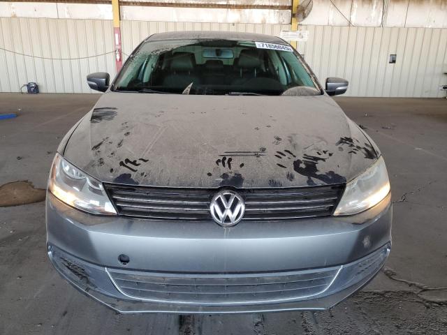 3VWDP7AJ7DM361464 - 2013 VOLKSWAGEN JETTA SE ნაცრისფერი ფოტო 5