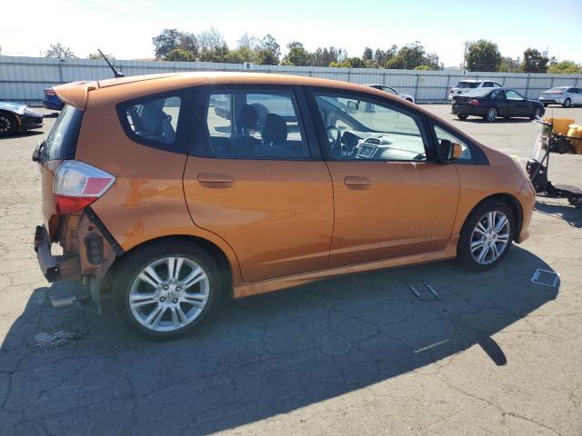 JHMGE8H62AS011299 - 2010 HONDA FIT SPORT ORANGE photo 3