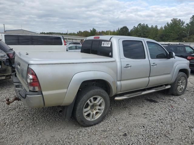 5TFJU4GN1DX031871 - 2013 TOYOTA TACOMA DOUBLE CAB PRERUNNER SILVER photo 3