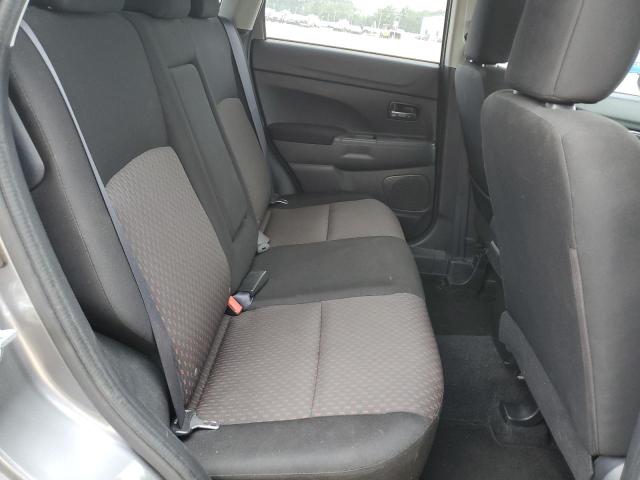 JA4AP3AU9KU009997 - 2019 MITSUBISHI OUTLANDER SPORT ES رمادي صورة 10