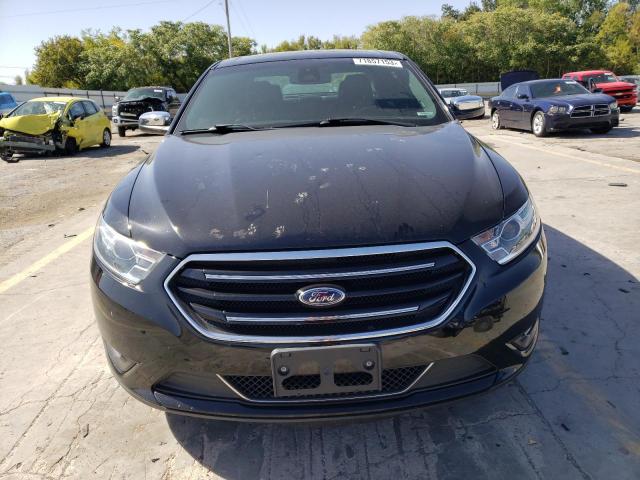 1FAHP2J82JG113882 - 2018 FORD TAURUS LIMITED BLACK photo 5