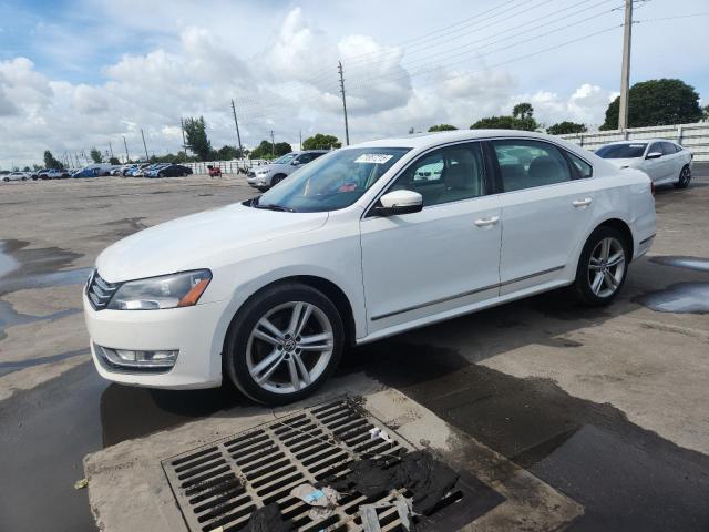 2013 VOLKSWAGEN PASSAT SEL, 