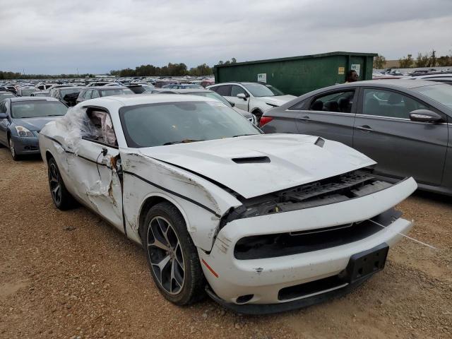 2C3CDZAG0JH182883 - 2018 DODGE CHALLENGER SXT WHITE photo 4