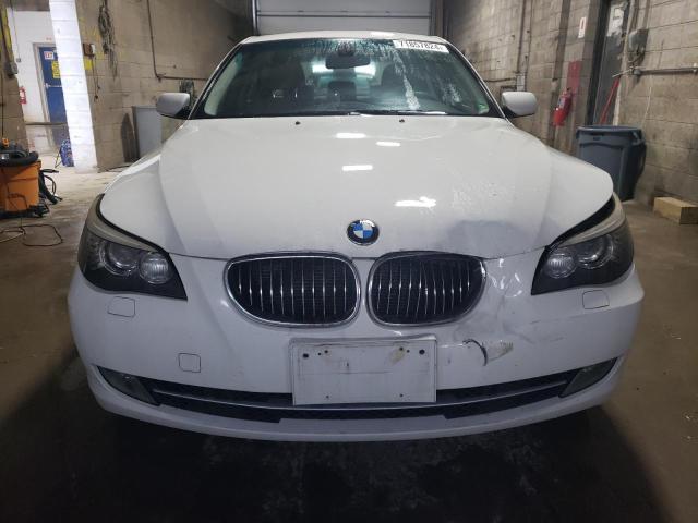 WBANV13578CZ58743 - 2008 BMW 528 XI WHITE photo 5