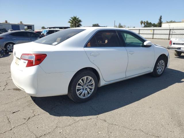 4T4BF1FK8CR207336 - 2012 TOYOTA CAMRY BASE Սպիտակ լուսանկար 3