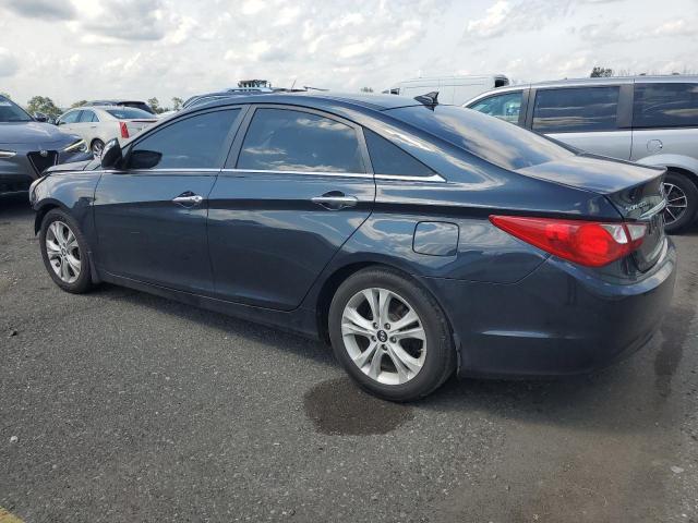 5NPEC4AC5DH740455 - 2013 HYUNDAI SONATA SE BLUE photo 2