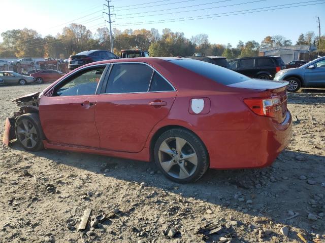 4T1BF1FK2CU611906 - 2012 TOYOTA CAMRY BASE RED photo 2