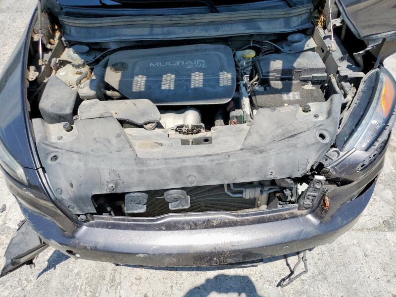 1C4PJLCB5JD605765 - 2018 JEEP CHEROKEE LATITUDE Сірий фото 12