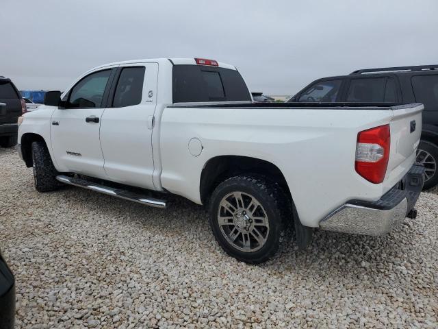 5TFRW5F10GX198292 - 2016 TOYOTA TUNDRA DOUBLE CAB SR/SR5 WHITE photo 2