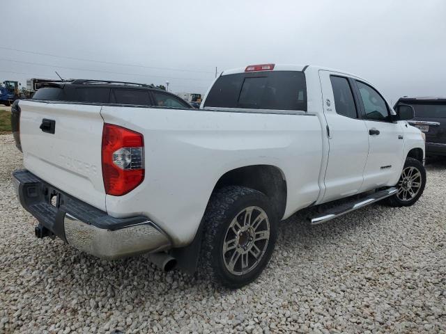 5TFRW5F10GX198292 - 2016 TOYOTA TUNDRA DOUBLE CAB SR/SR5 WHITE photo 3