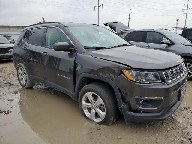 3C4NJDBB4LT120318 - 2020 JEEP COMPASS LATITUDE GRAY photo 4