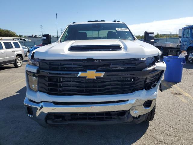 1GB2KLE79SF173658 - 2025 CHEVROLET SILVERADO K2500 HEAVY DUTY WHITE photo 5