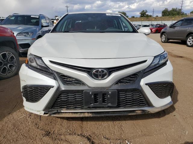 4T1K61AK5MU474730 - 2021 TOYOTA CAMRY XSE WHITE photo 5