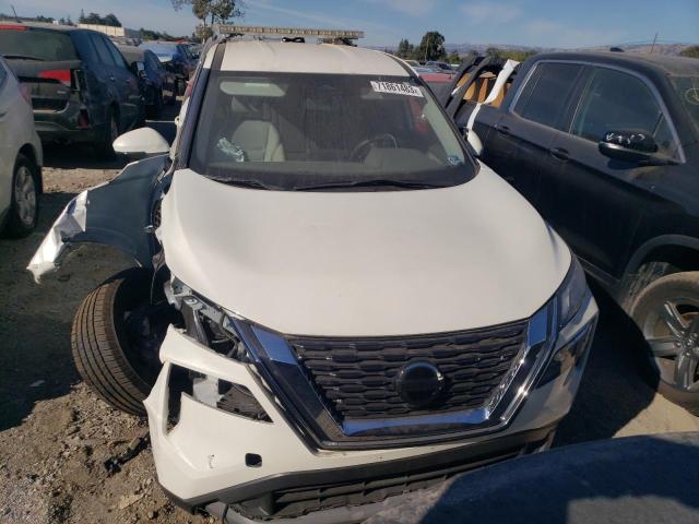 JN8AT3BB4MW208997 - 2021 NISSAN ROGUE SV WHITE photo 5