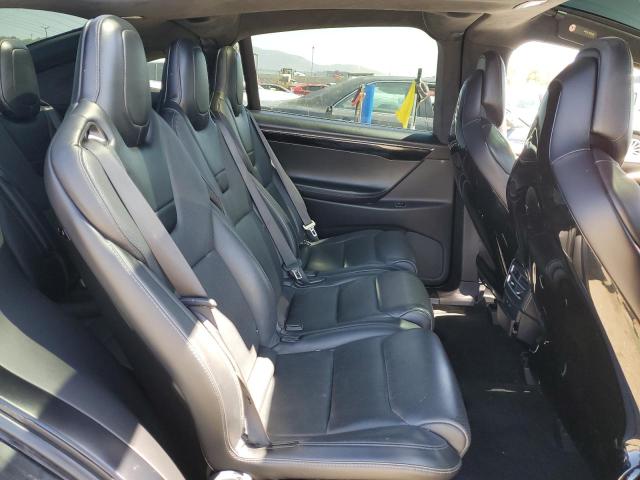 5YJXCAE24GF014985 - 2016 TESLA MODEL X BLACK photo 11