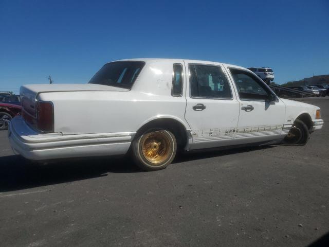 1LNLM81W2RY774196 - 1994 LINCOLN TOWN CAR EXECUTIVE WHITE photo 3