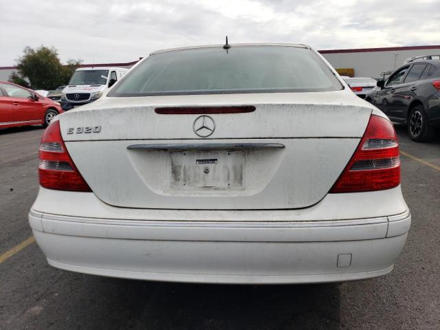 WDBUF65J45A644959 - 2005 MERCEDES-BENZ E 320 WHITE photo 6