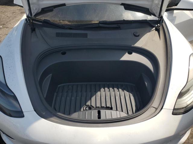 5YJ3E1EA6PF468087 - 2023 TESLA MODEL 3 Beyaz fotoğraf 11