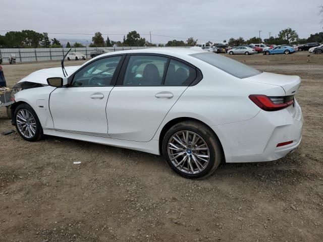 3MW39FS07P8D25745 - 2023 BMW 330XE Ağ foto 2