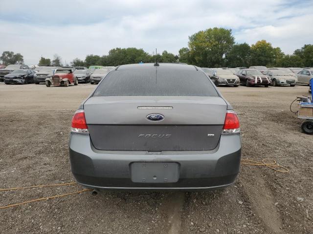 1FAHP3FN1AW234591 - 2010 FORD FOCUS SE GRAY photo 6