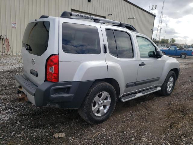 5N1AN0NU4DN816599 - 2013 NISSAN XTERRA X SILVER photo 3