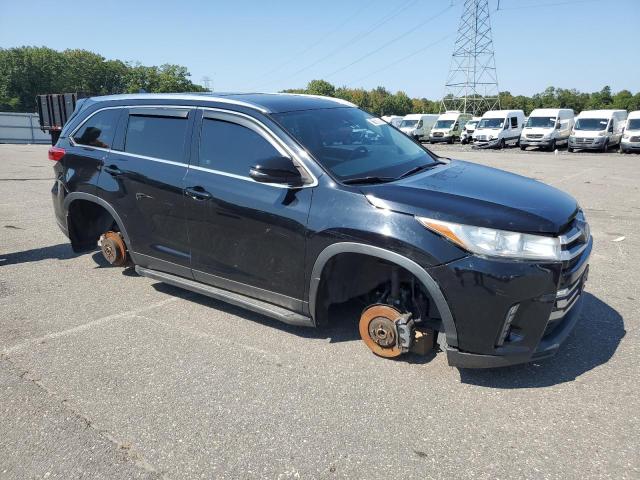 5TDJZRFH3KS623558 - 2019 TOYOTA HIGHLANDER SE BLACK photo 4