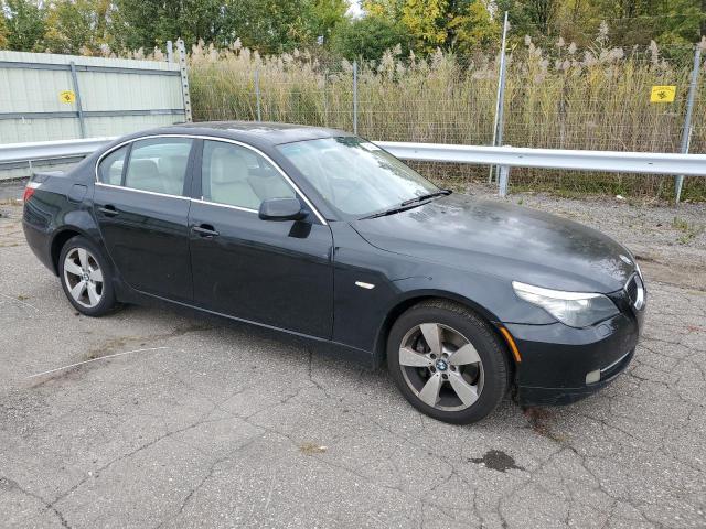 WBANV13568CZ57261 - 2008 BMW 528 XI BLACK photo 4