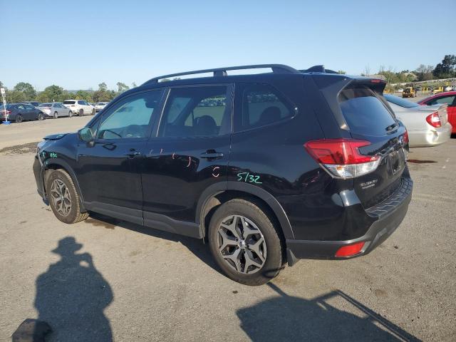 JF2SKAJC0LH554602 - 2020 SUBARU FORESTER PREMIUM შავი ფოტო 2