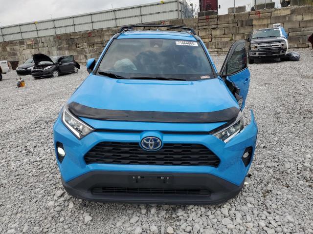 2T3P1RFV5MW218732 - 2021 TOYOTA RAV4 XLE 蓝色 照片 5