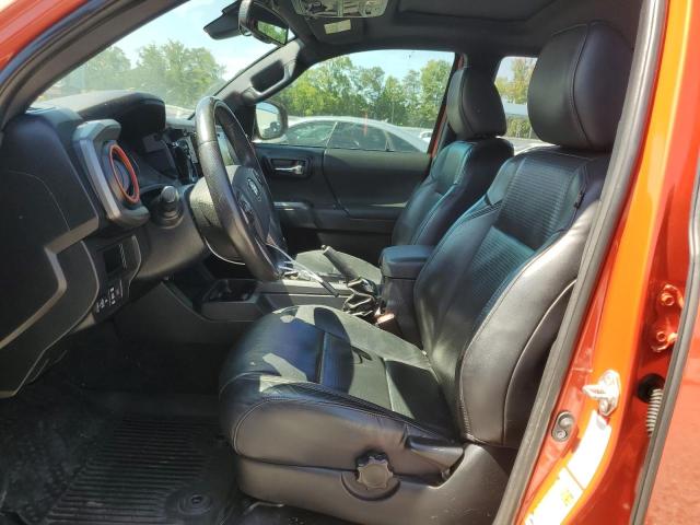 3TMCZ5AN7JM174866 - 2018 TOYOTA TACOMA DOUBLE CAB Turuncu fotoğraf 7