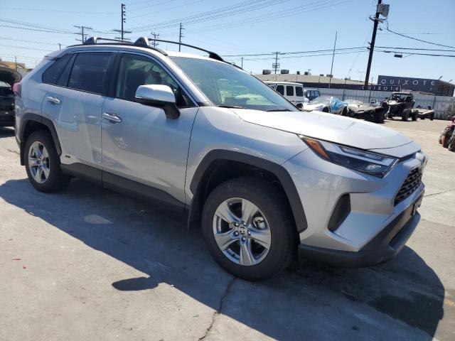 JTMRWRFV1SD292377 - 2025 TOYOTA RAV4 XLE SILVER photo 4