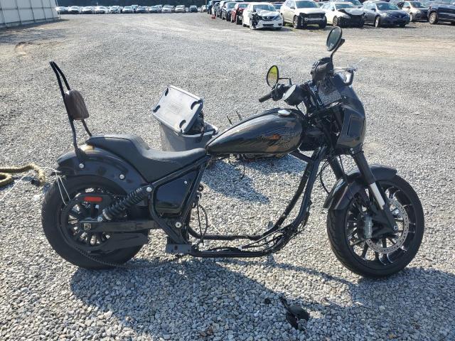 2024 INDIAN MOTORCYCLE CO. SPORT CHIEF, null