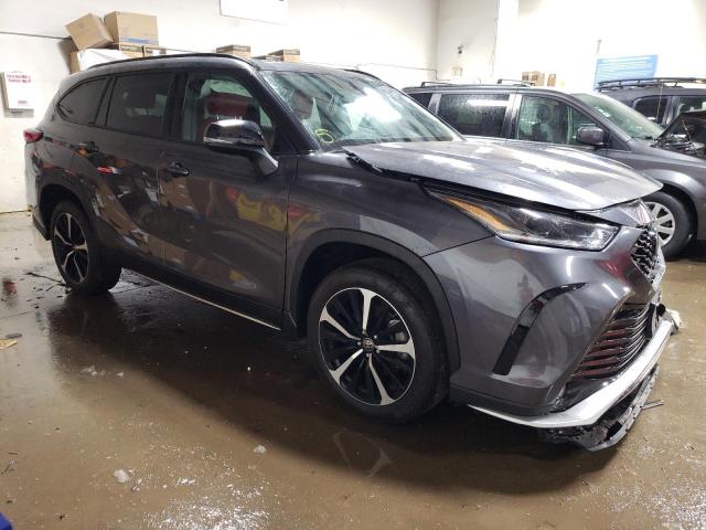 5TDJZRBH7NS178817 - 2022 TOYOTA HIGHLANDER XSE GRAY photo 4