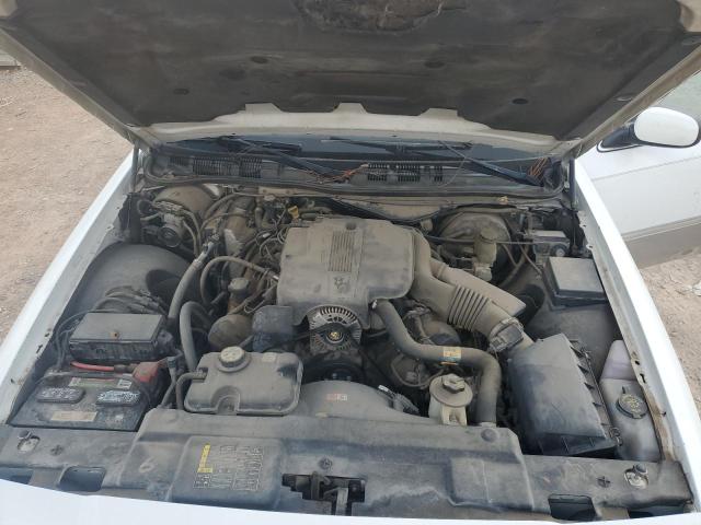 2MEFM74W64X692597 - 2004 MERCURY GRAND MARQUIS GS TWO TONE photo 11