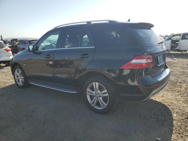 4JGDA5HB4CA078468 - 2012 MERCEDES-BENZ ML 350 4MATIC BLACK photo 2