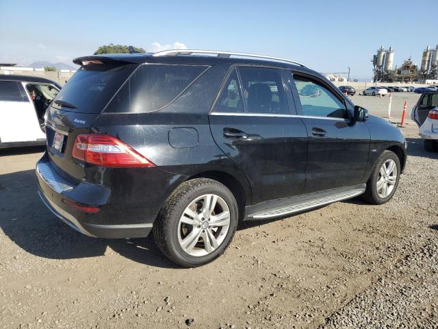 4JGDA5HB4CA078468 - 2012 MERCEDES-BENZ ML 350 4MATIC BLACK photo 3