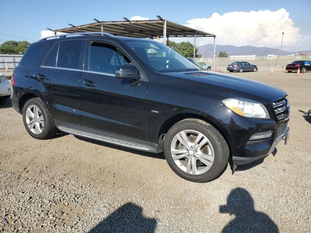 4JGDA5HB4CA078468 - 2012 MERCEDES-BENZ ML 350 4MATIC BLACK photo 4