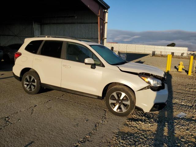 JF2SJAEC0JH538457 - 2018 SUBARU FORESTER 2.5I PREMIUM Beyaz fotoğraf 4