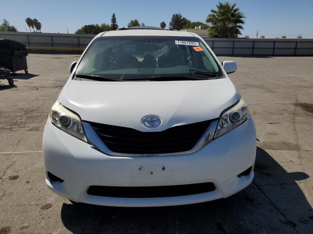 5TDKK3DC7DS365965 - 2013 TOYOTA SIENNA LE Ağ foto 5