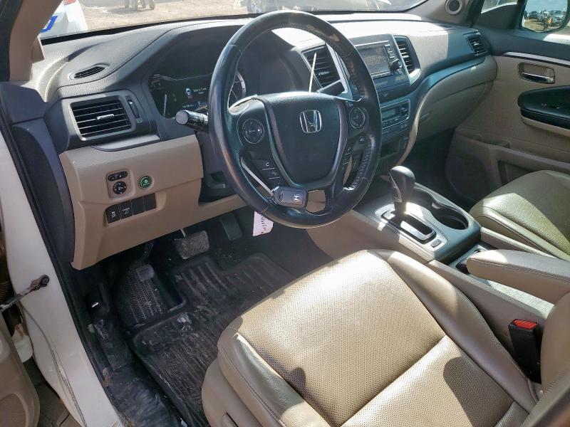 5FPYK3F56HB038290 - 2017 HONDA RIDGELINE RTL 白色 照片 8