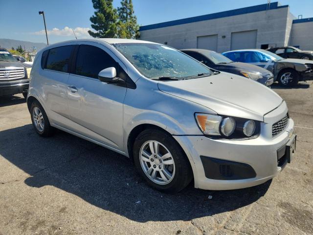 1G1JC6SG0D4109722 - 2013 CHEVROLET SONIC LT 银色 照片 4