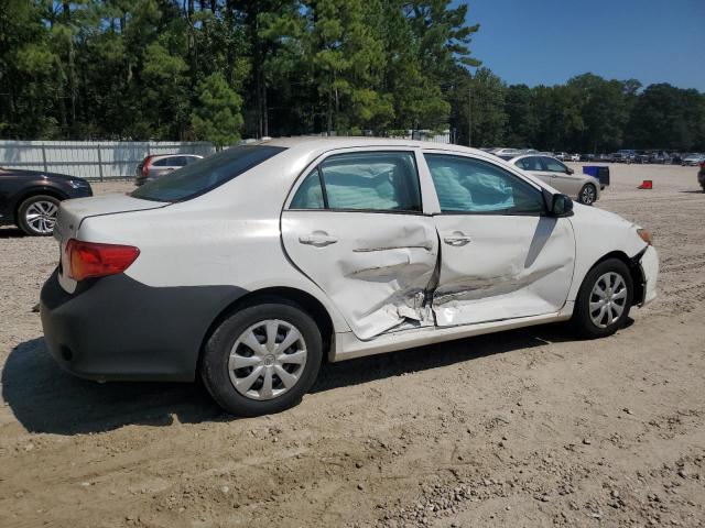 1NXBU4EE0AZ211052 - 2010 TOYOTA COROLLA BASE WHITE photo 3