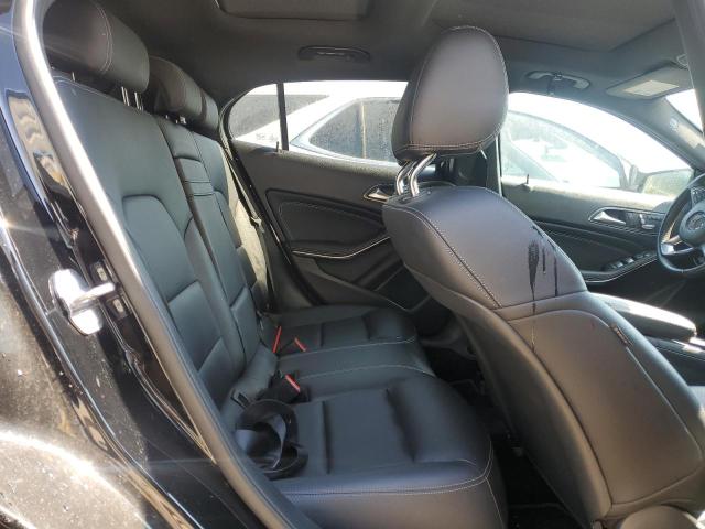 WDCTG4EBXKJ583050 - 2019 MERCEDES-BENZ GLA 250 Negro foto 11