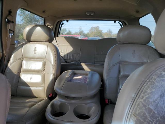 5LMPU28L5XLJ04286 - 1999 LINCOLN NAVIGATOR 白色 照片 10