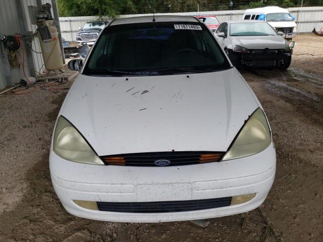 3FAFP31352R166071 - 2002 FORD FOCUS ZX3 WHITE photo 5